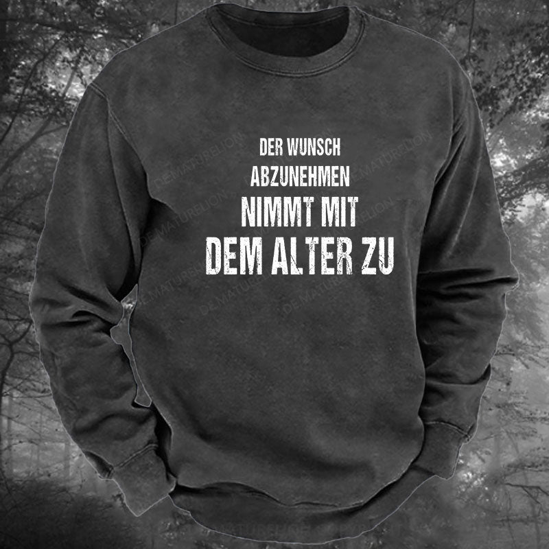 Der Wunsch abzunehmen, nimmt mit dem Alter zu Gewaschenes Sweatshirt