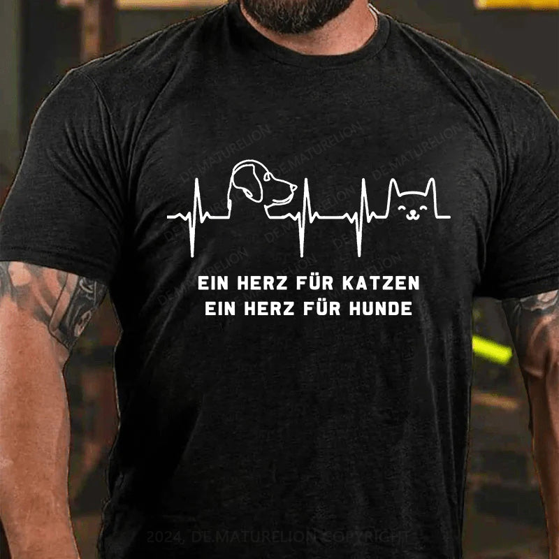 Ein Herz für Katzen Ein Herz für Hunde T-Shirt