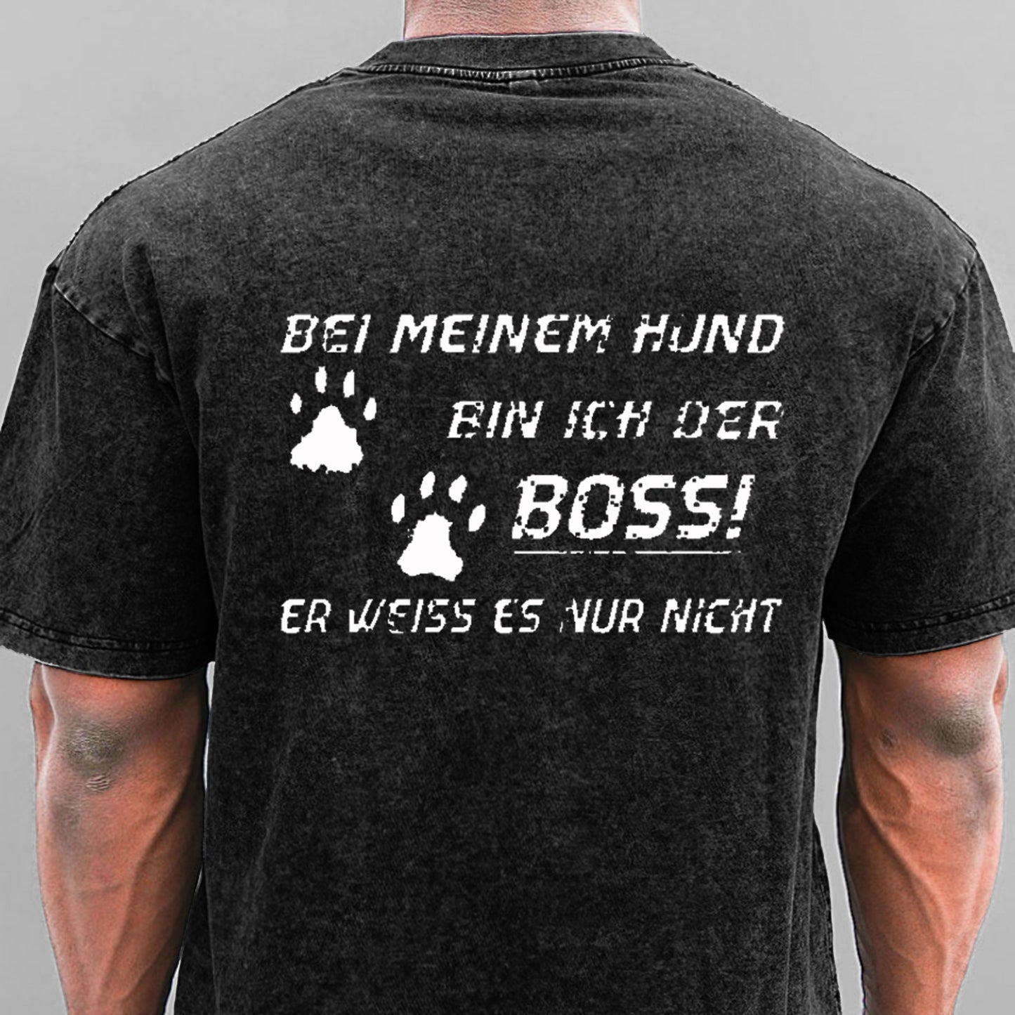 Bei Meinem Hund Bin Ich Der Boss! Er Weiss Es Nur Nicht Gewaschene Vintage T-Shirt