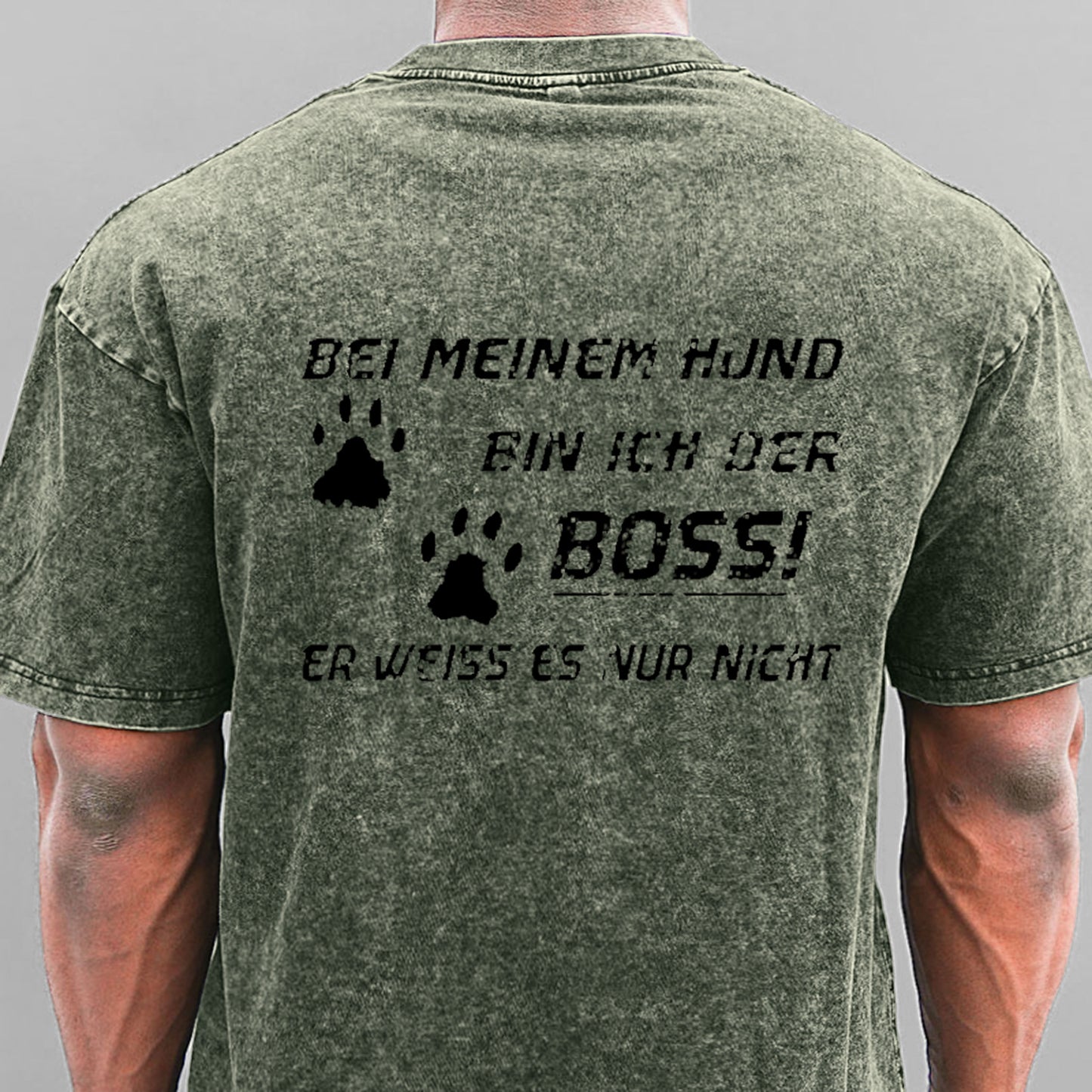 Bei Meinem Hund Bin Ich Der Boss! Er Weiss Es Nur Nicht Gewaschene Vintage T-Shirt