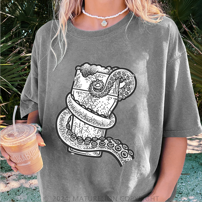 Maturelion Oktopus Und Bier Damen Gewaschene Vintage T-Shirt