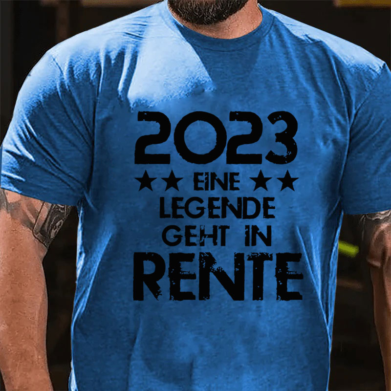 Personalisiert 2023 eine Legende geht in Rente T-Shirt