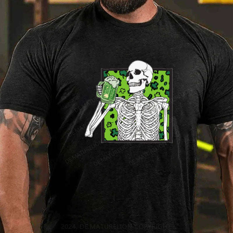 St. Patricks Tag Kleeblatt Skeleton Bier T-Shirt