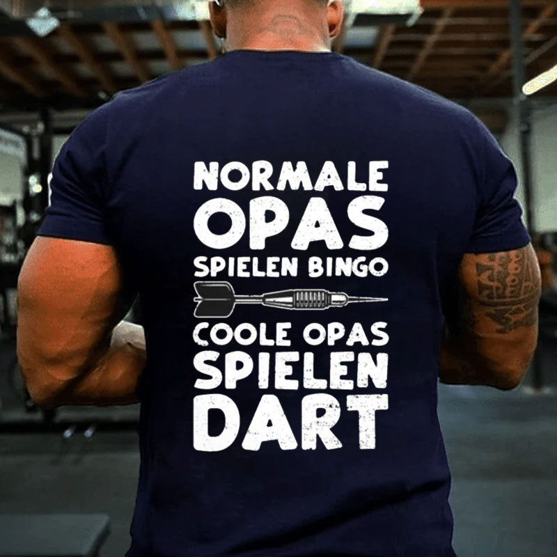 Normale Opas Spielen Bingo Coole Opas Spielen Dart T-Shirt