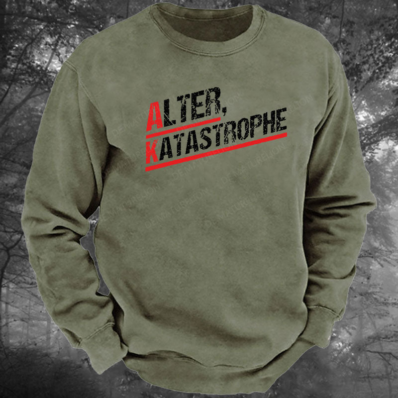 Alter Katastrophe Gewaschenes Sweatshirt