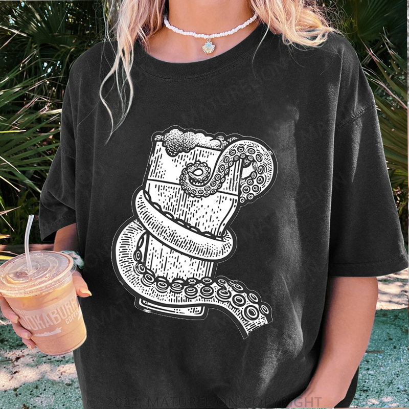 Maturelion Oktopus Und Bier Damen Gewaschene Vintage T-Shirt