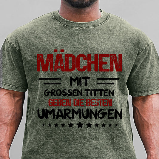 Mädchen mit grossen Titten geben die besten Umarmungen Gewaschene Vintage T-Shirt