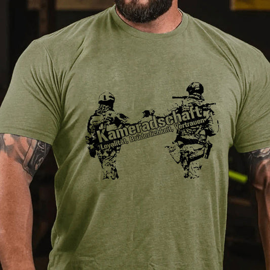 Kameradschaft Männer T-Shirt