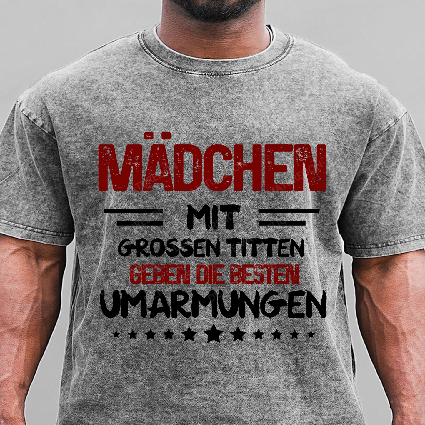 Mädchen mit grossen Titten geben die besten Umarmungen Gewaschene Vintage T-Shirt