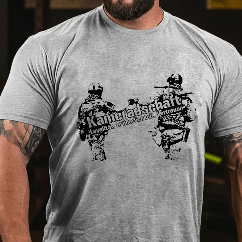 Kameradschaft Männer T-Shirt