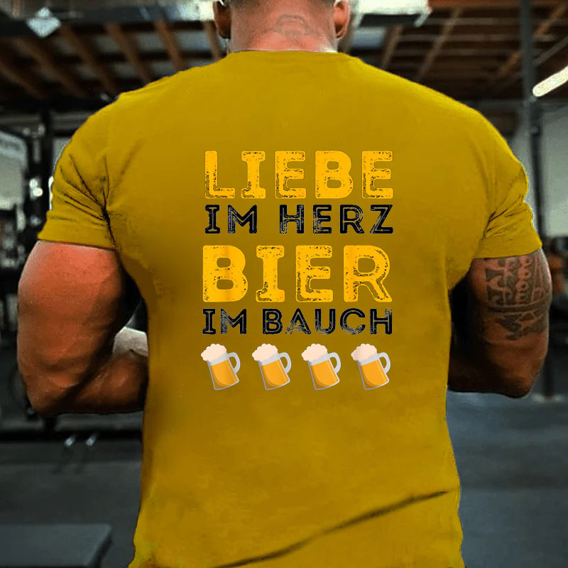 Bier im Bauch für Bierliebhaber Bierbauch Biertrinker T-Shirt