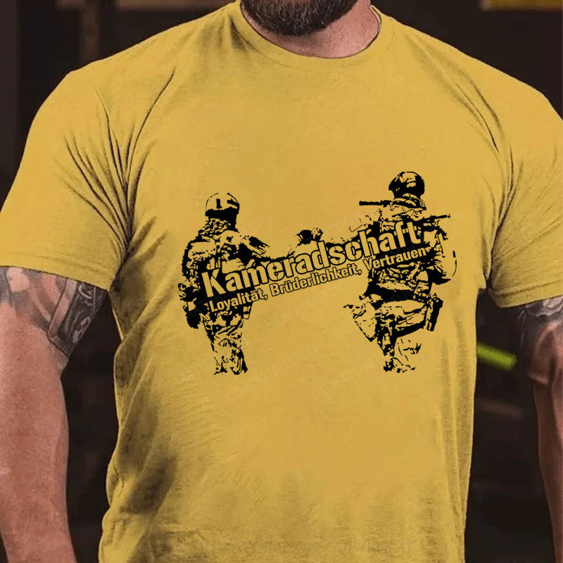 Kameradschaft Männer T-Shirt