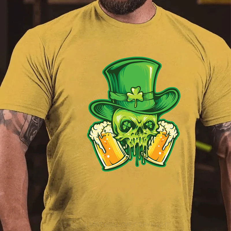 St. Patricks Tag Skeleton Und Bier T-Shirt