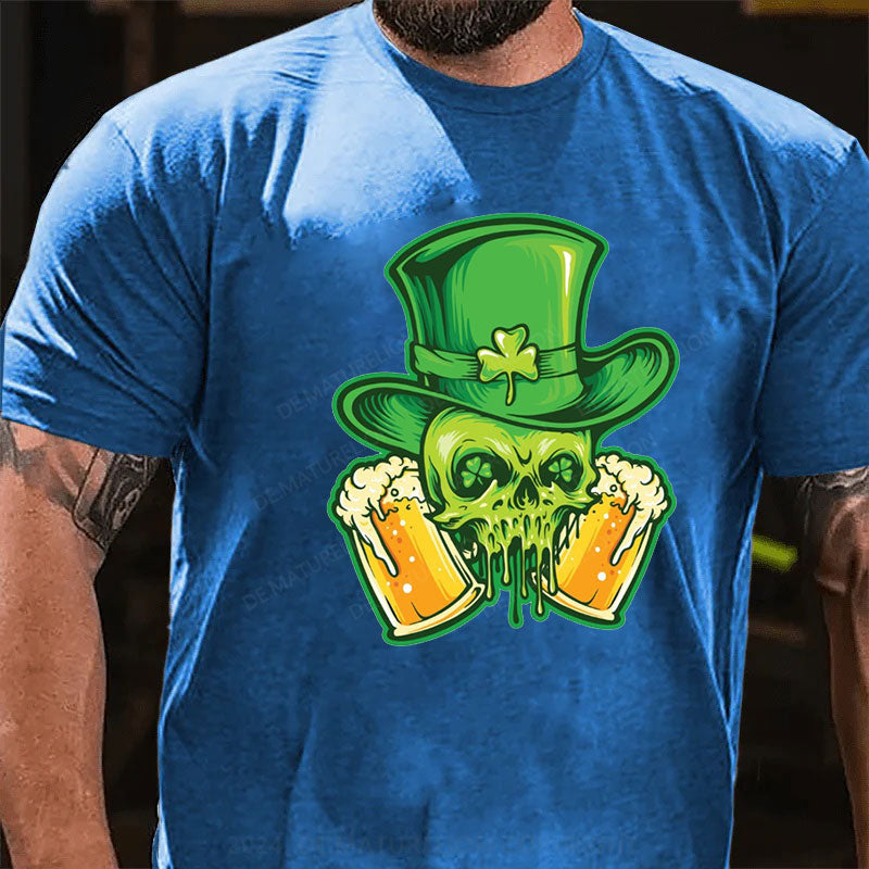 St. Patricks Tag Skeleton Und Bier T-Shirt