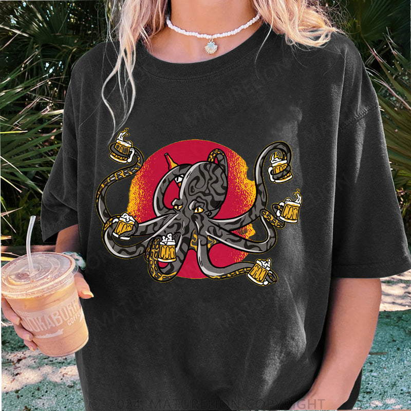 Maturelion Oktopus Und Bier Damen Gewaschene Vintage T-Shirt